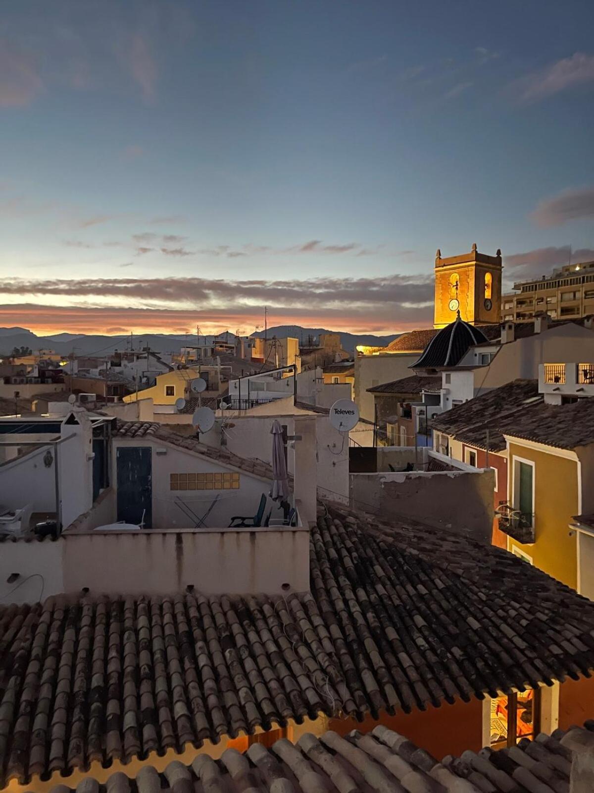 Oldtown Family House With Amazing Terrace - 3 Minutes From Beach! Villajoyosa Exteriör bild